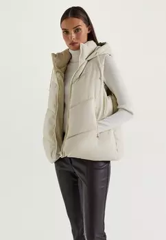 Жилет утепленный Love Republic