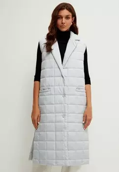 Жилет утепленный Zarina