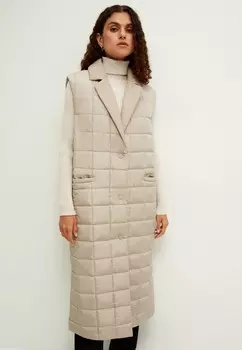 Жилет утепленный Zarina