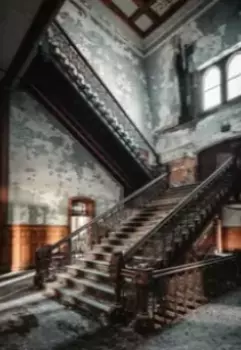 Адианна и Арианна. Шепет в темноте.