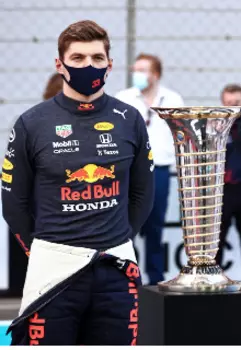 Двойной обгон: Любовь и карьера