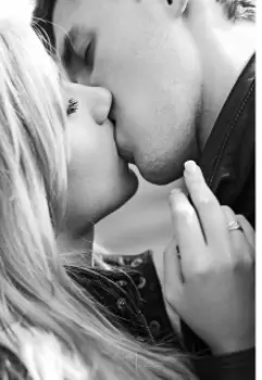 Любовь на два фронта