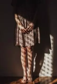 Он идёт за мной