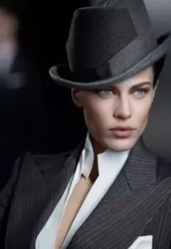 Она мужчина!!!