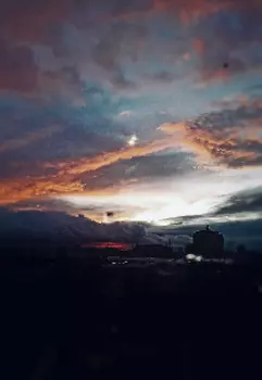 Под сталью бьётся сердце