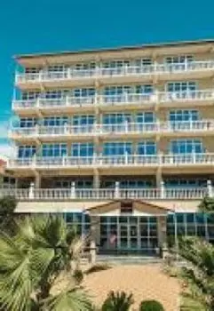 Приключения на море.