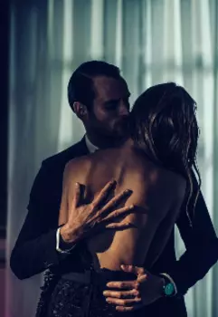 Ранненое сердце обоих