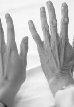 Уходит поколение