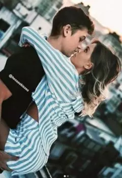 Я же вижу, ты влюблена в меня