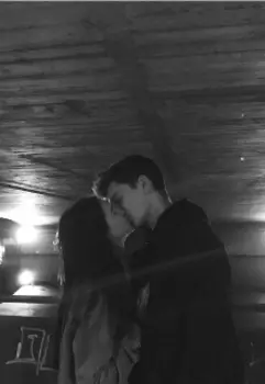 Я знаю ты меня хочешь.