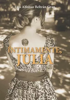 ?ntimamente, Julia