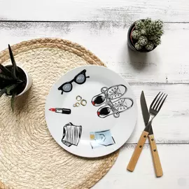 Фарфоровая тарелка Girls time