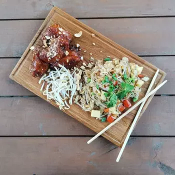 Классическая сервировочная доска из дуба