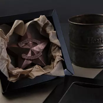 Крафтовая шоколадная медаль Valar Verde Защитнику отечества