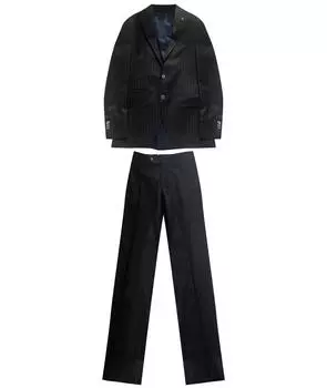 Классический костюм