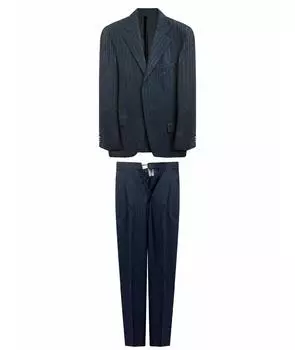 Классический костюм