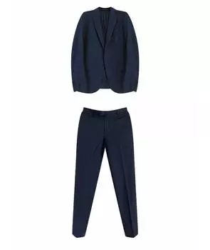 Классический костюм