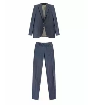 Классический костюм