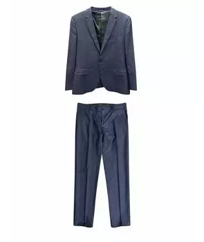 Классический костюм