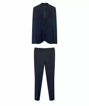 Классический костюм