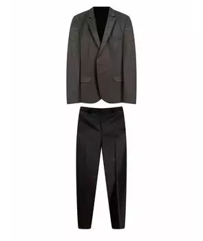 Классический костюм