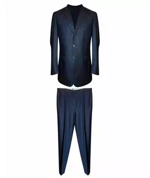 Классический костюм