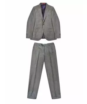 Классический костюм