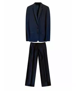 Классический костюм