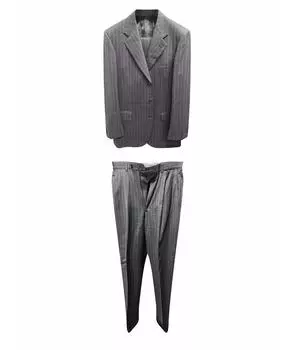 Классический костюм