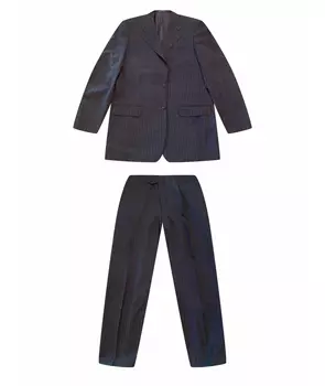 Классический костюм