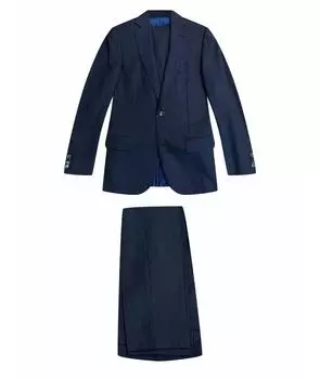 Классический костюм