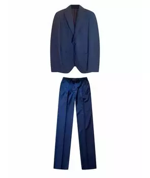 Классический костюм