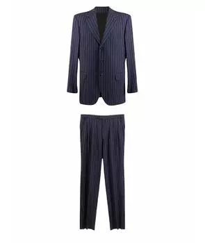 Классический костюм