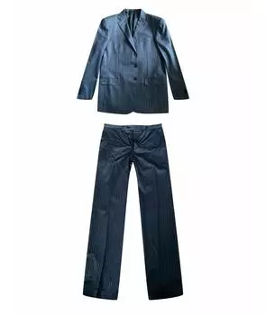 Классический костюм