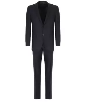 Классический костюм