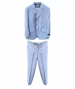 Классический костюм