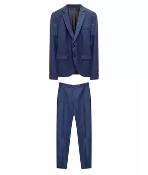 Классический костюм