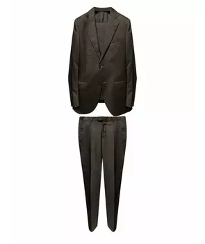 Классический костюм