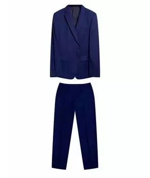 Классический костюм