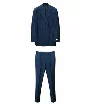 Классический костюм