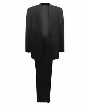 Классический костюм