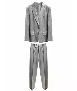 Классический костюм