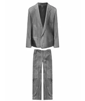 Классический костюм