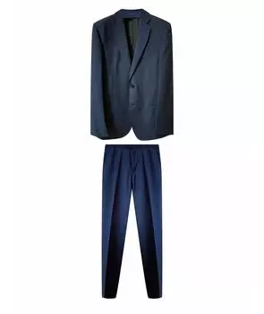 Классический костюм