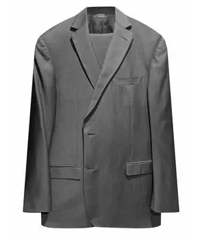 Классический костюм