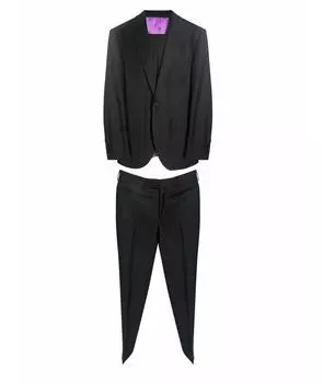 Классический костюм