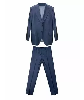 Классический костюм