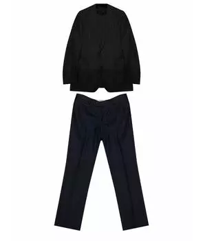 Классический костюм