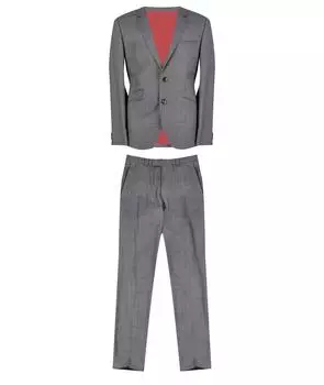 Классический костюм