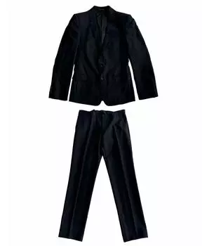 Классический костюм